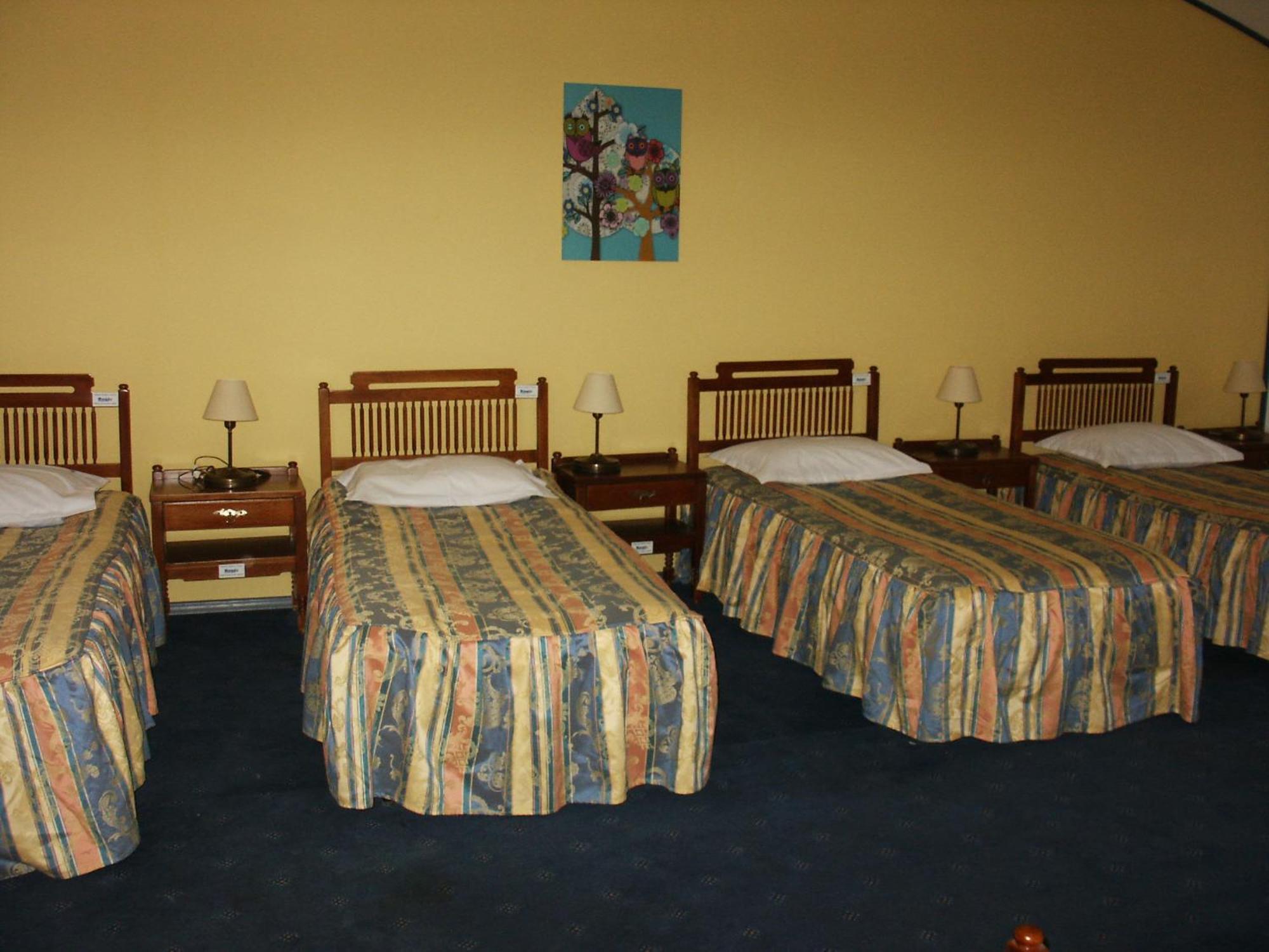 Hotel Astra Brasov Bagian luar foto